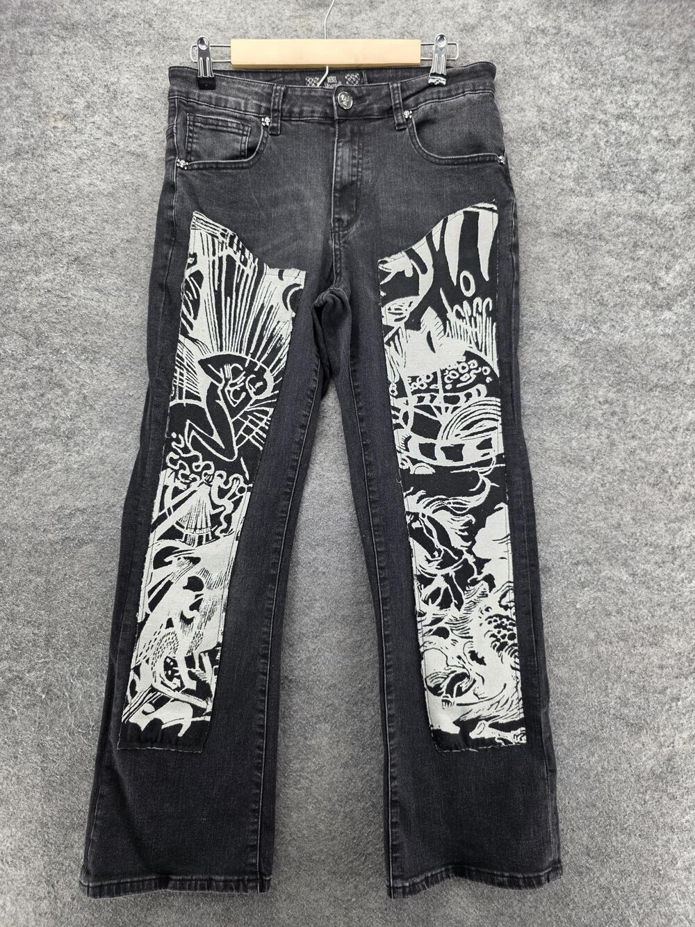 Rebel Vengeance Jeans Mens 28x29 Black Graphic Patch Skull Punk Straight Denim